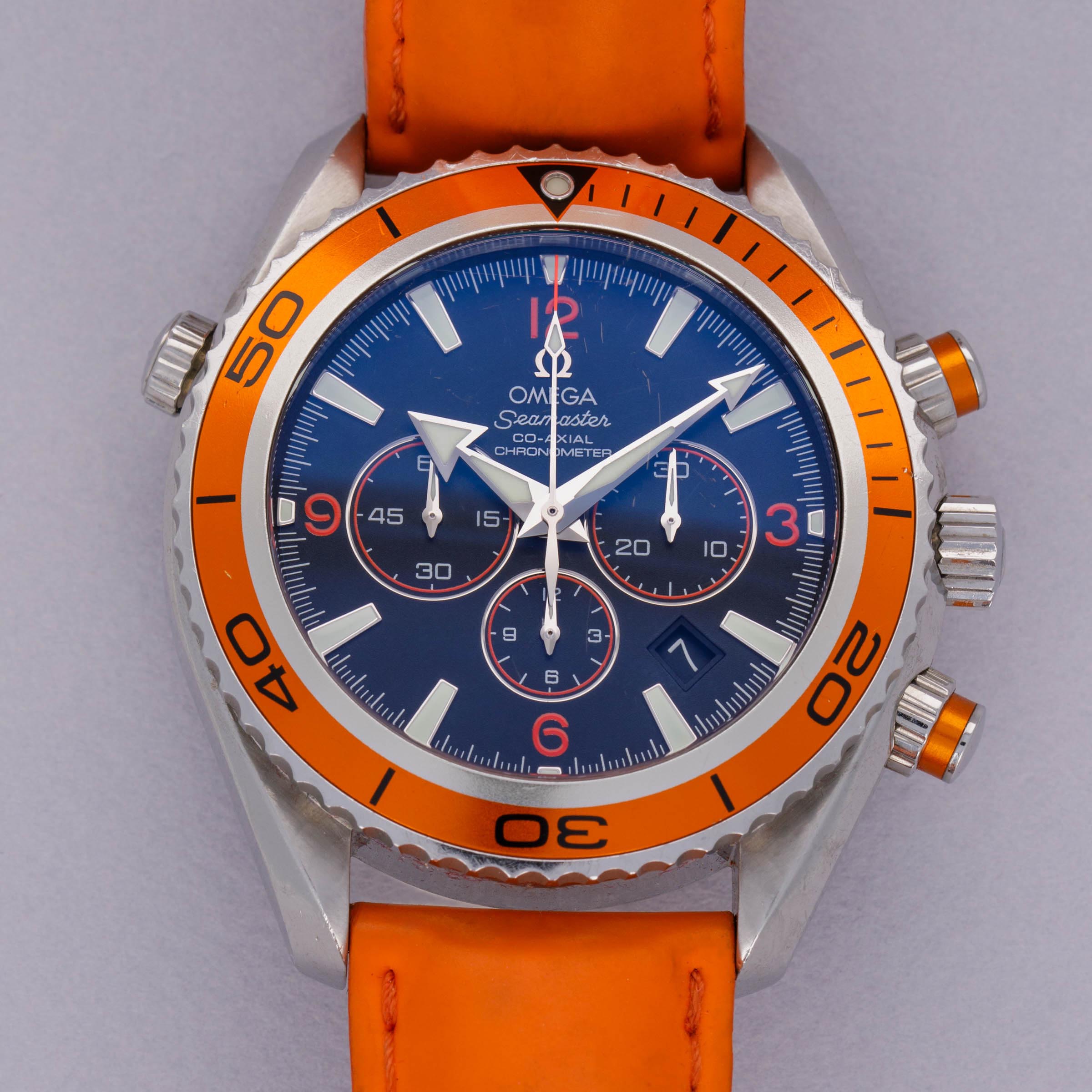 Omega Seamaster Planet Ocean Chronograph 2218.50.00 Auctions Loupe This