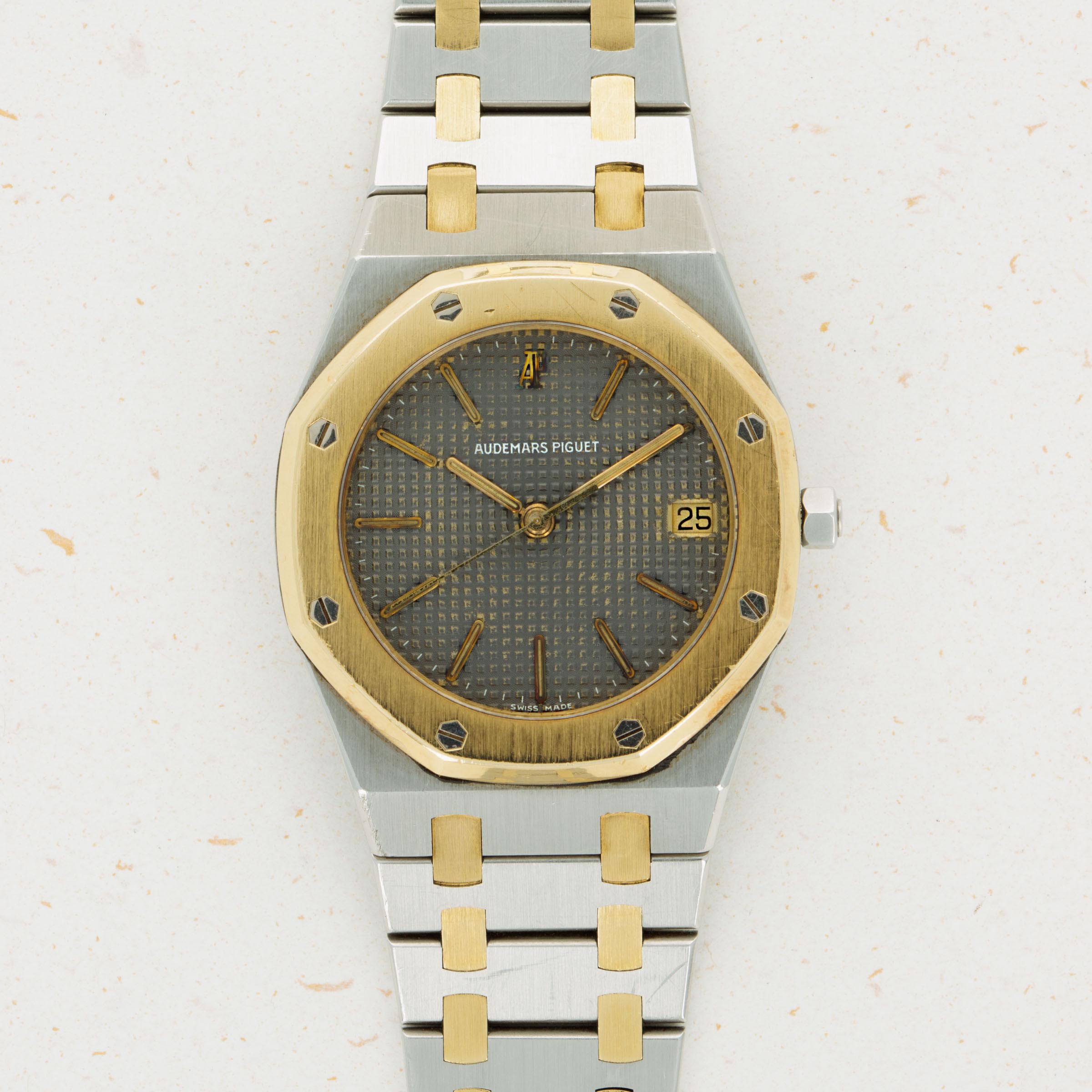 Audemars Piguet Audemars Piguet Royal Oak Quartz Two-Tone 56023SA