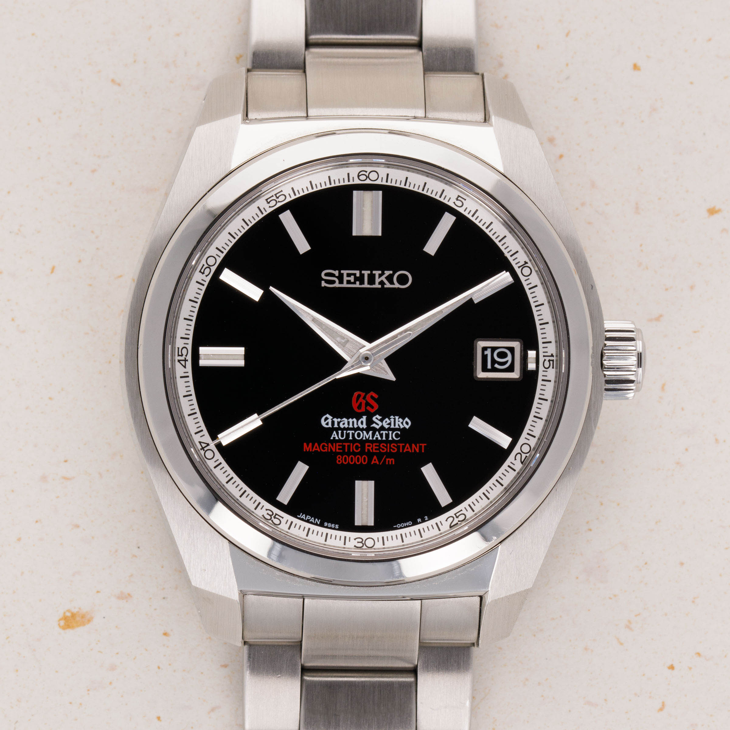 Grand seiko sbgr077 hotsell