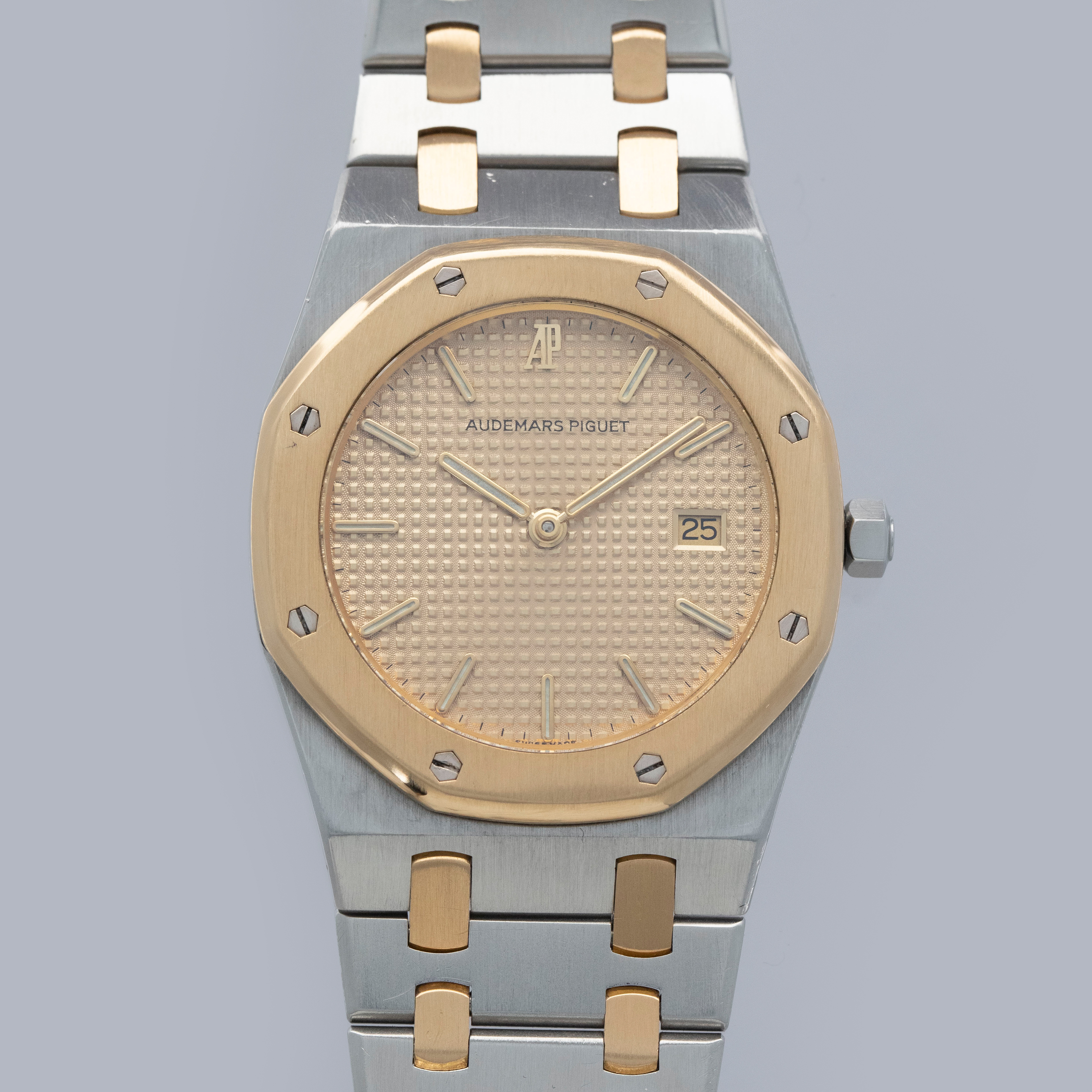 nlg9owowv4ya3f01zoqsd3axvh7d