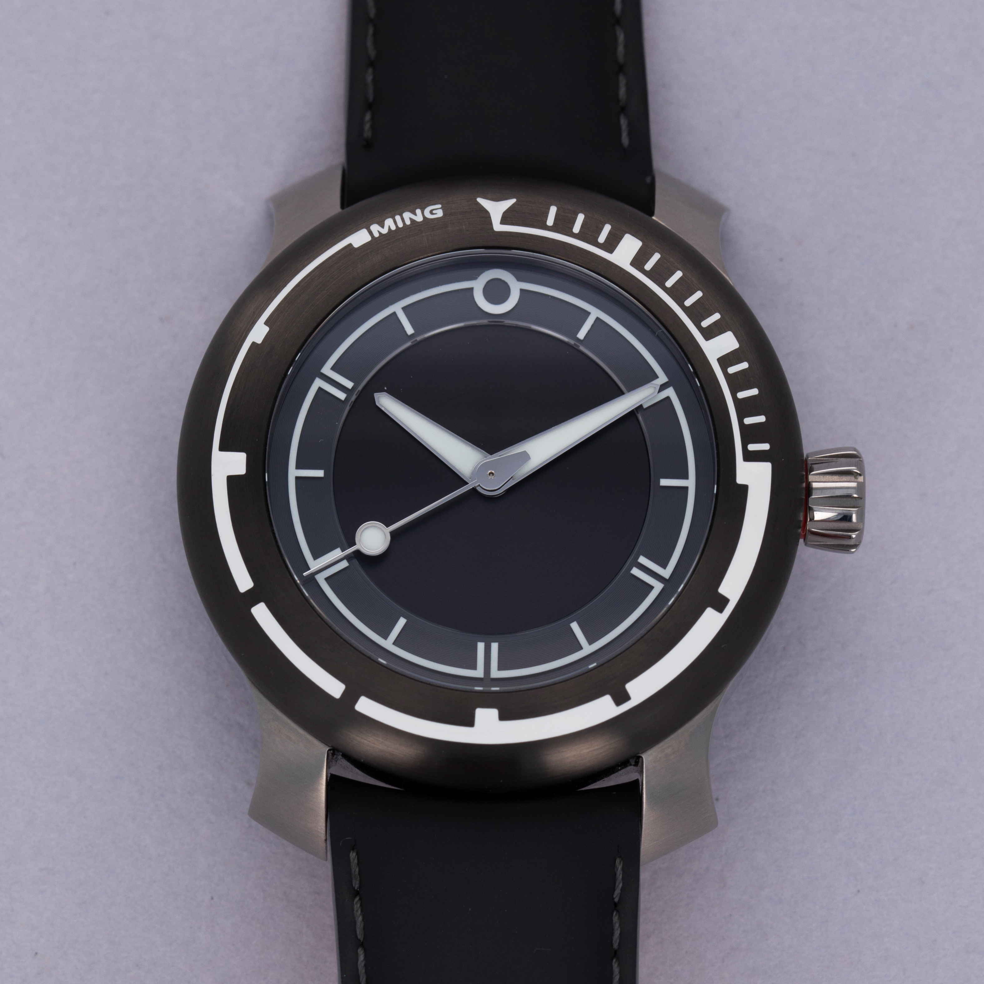 MING 18.01 H41 TITANIUM DIVER | Auctions | Loupe This